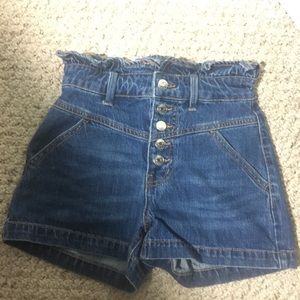 NWOT WILD FABLE PAPER BAG JEAN SHORTS
